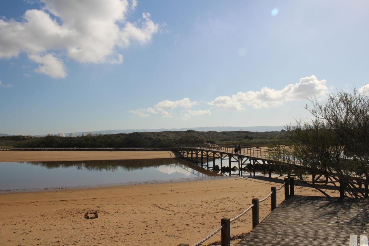 Bela Baia Holiday Salir de Porto Exterior photo